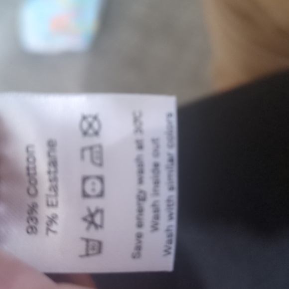 Lovely Littles Cotton Stretchie Romper size 18m runs small - Picture 2 of 2